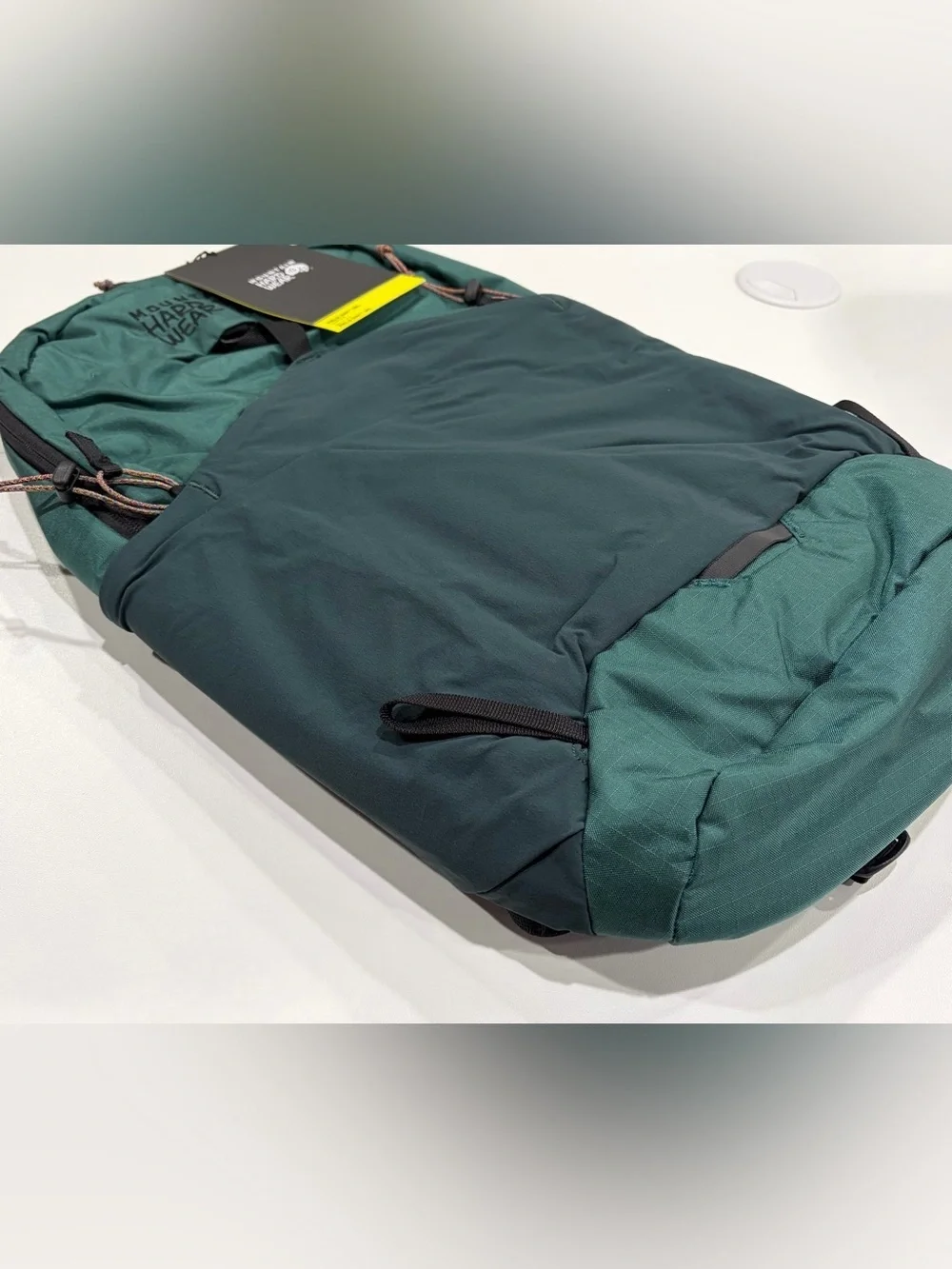 Mountain Hardwear Adult Field Day 16L Backpack Teal Green NWT Daypack Pack